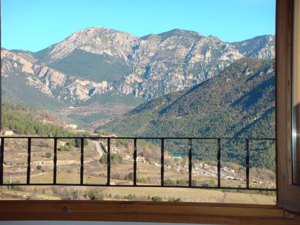 Hostal Casa Joan Sant Llorenç de Morunys Exterior photo